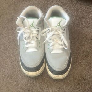 Air Jordan 3s Chlorophyll size 7 youth